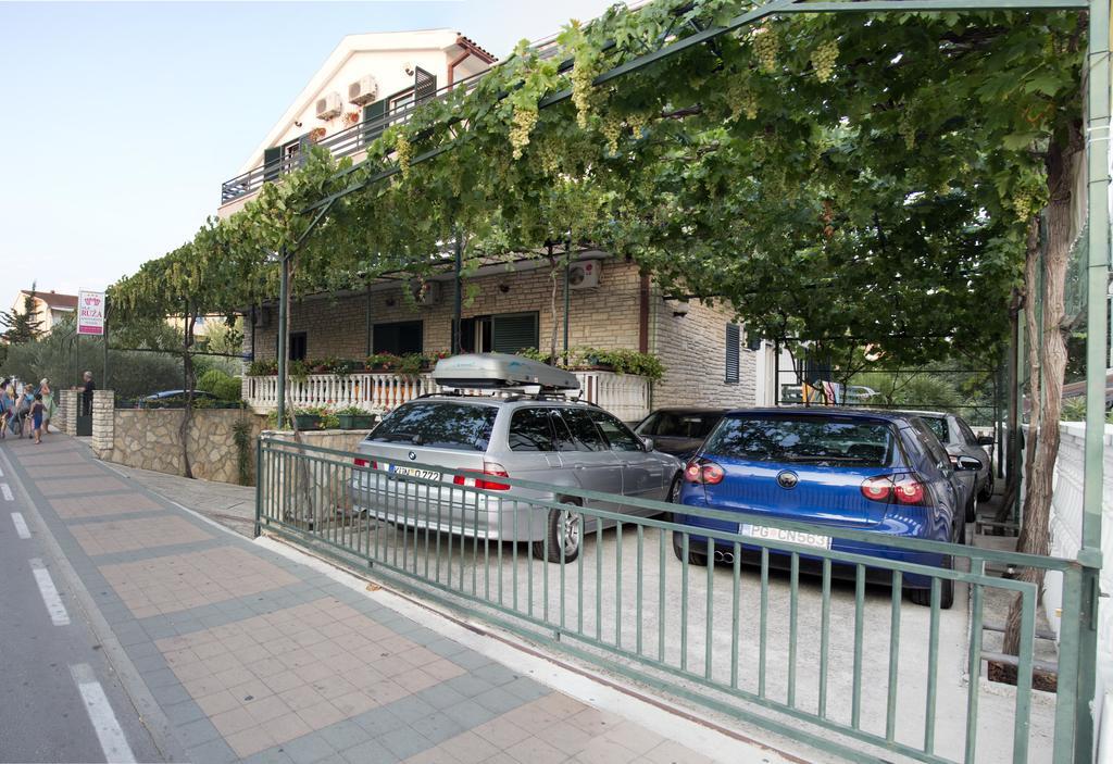 Apartments "Ruza" ヴォディツェ エクステリア 写真