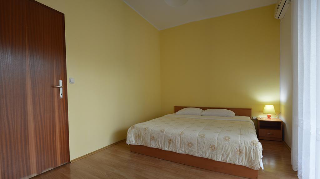 Apartments "Ruza" ヴォディツェ エクステリア 写真