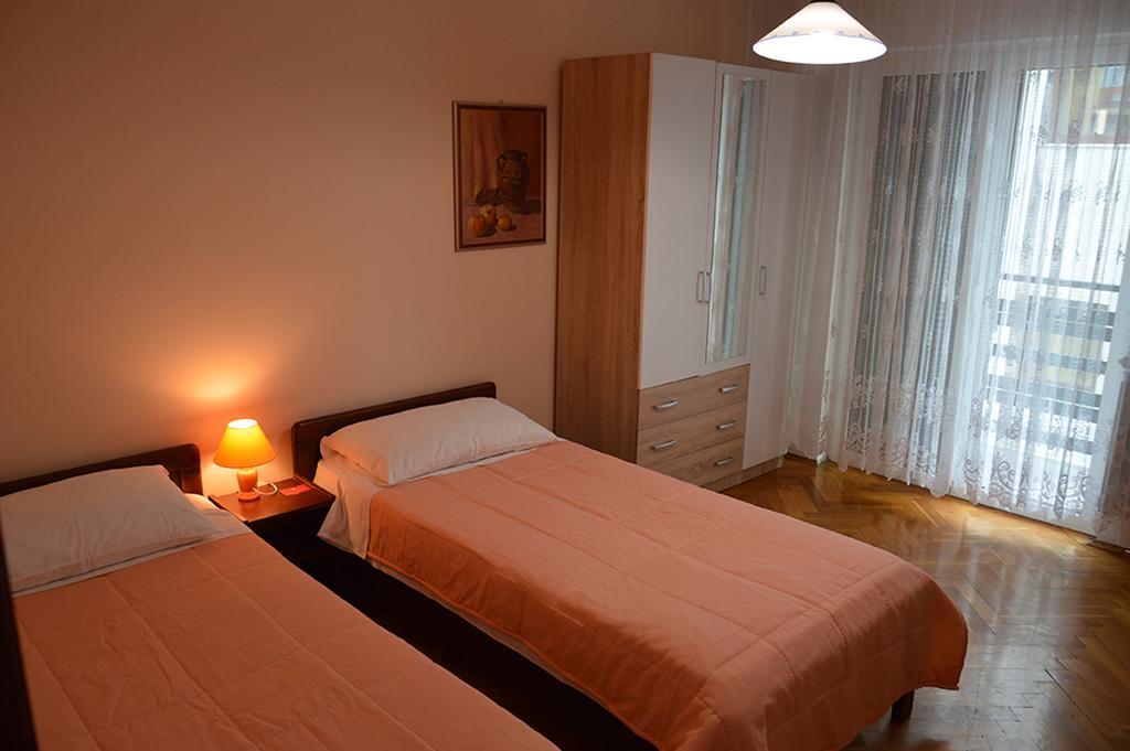 Apartments "Ruza" ヴォディツェ エクステリア 写真