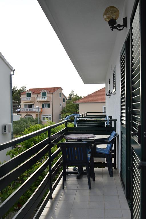 Apartments "Ruza" ヴォディツェ エクステリア 写真